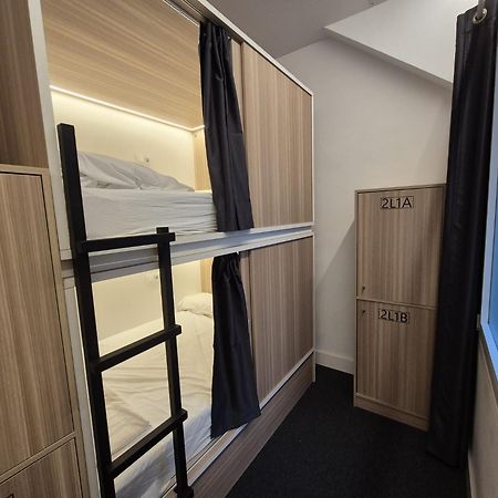 Hostel Siesta & Go マドリード エクステリア 写真
