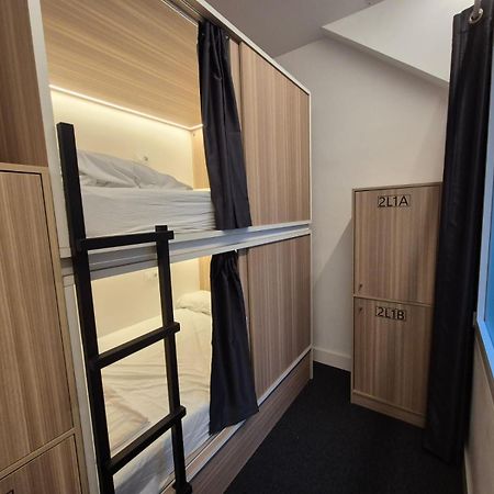 Hostel Siesta & Go マドリード エクステリア 写真