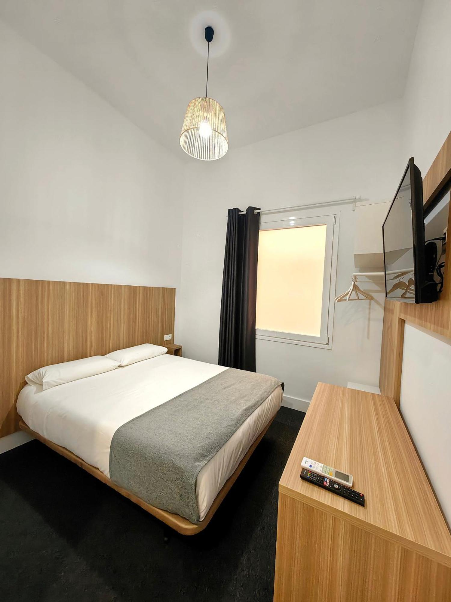 Hostel Siesta & Go マドリード エクステリア 写真