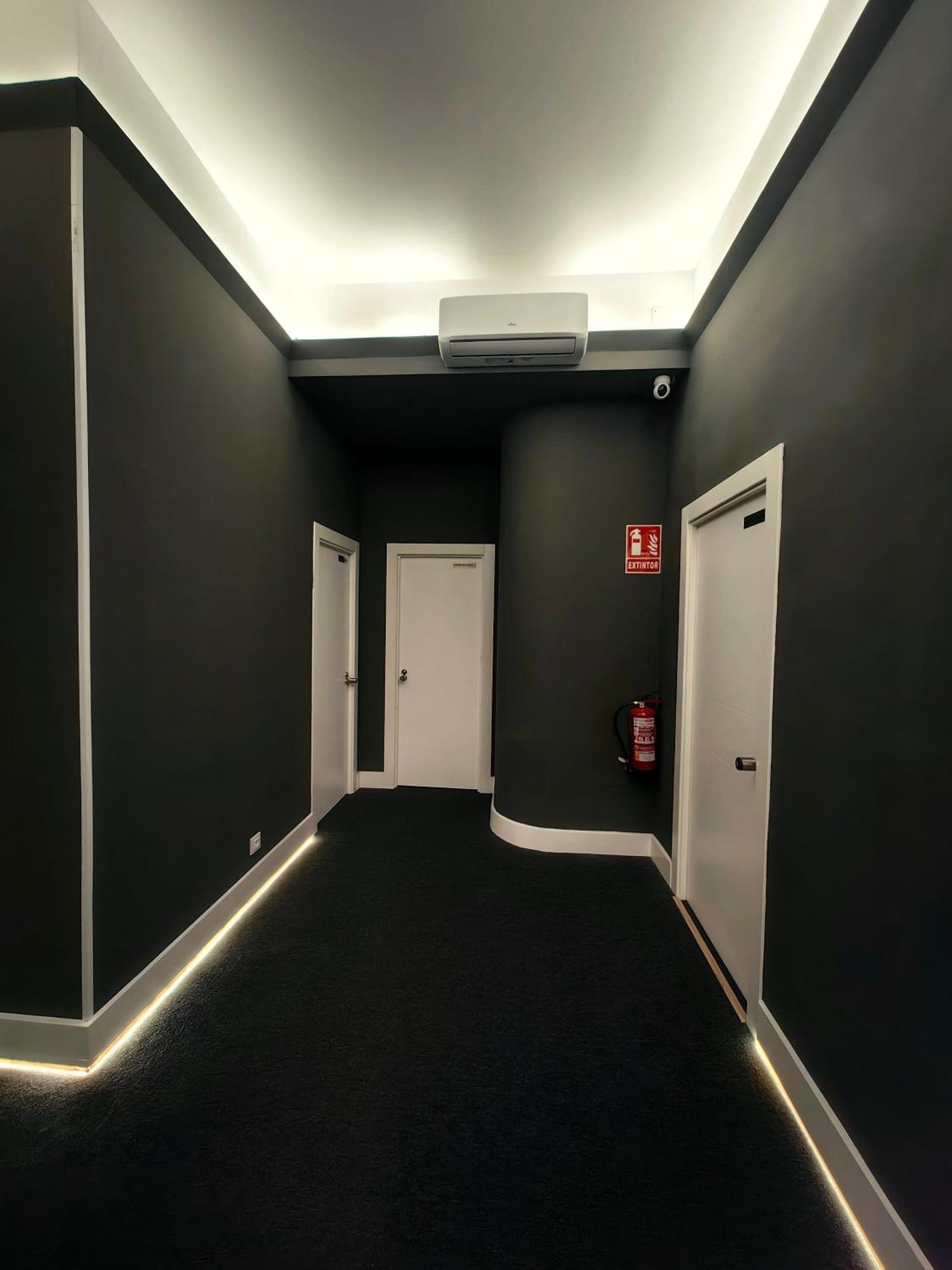 Hostel Siesta & Go マドリード エクステリア 写真