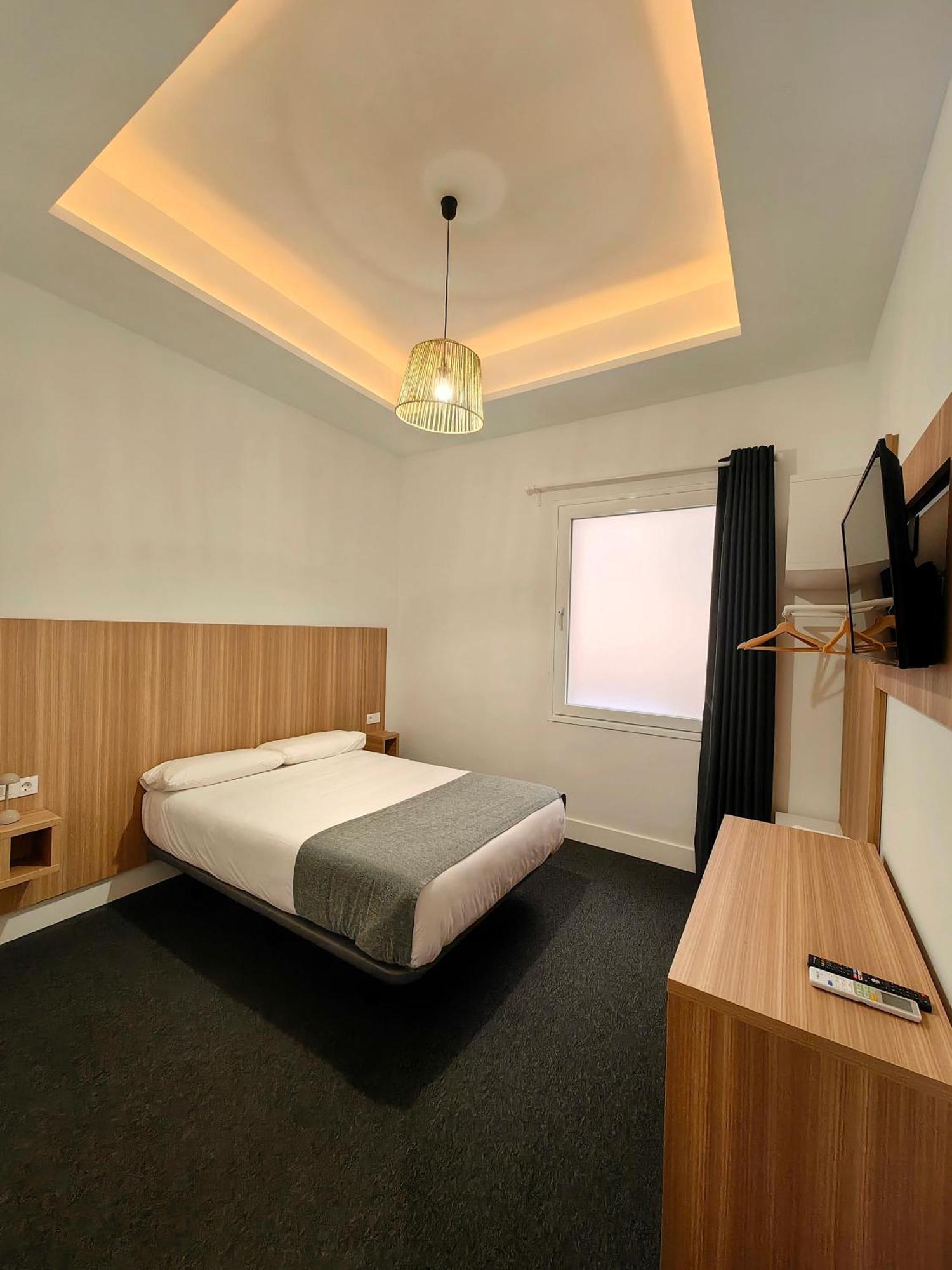 Hostel Siesta & Go マドリード エクステリア 写真